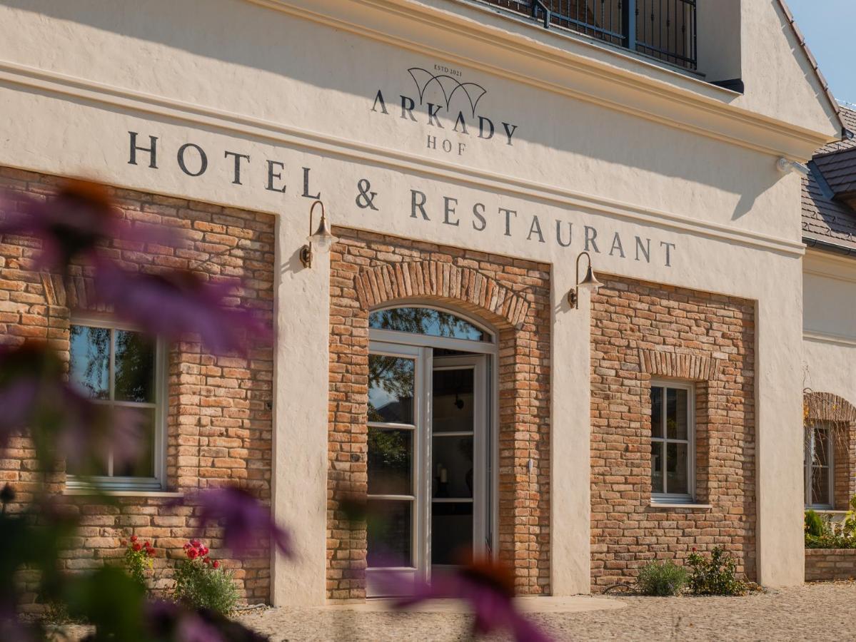 Arkady Hof Hotel Stupava Dış mekan fotoğraf