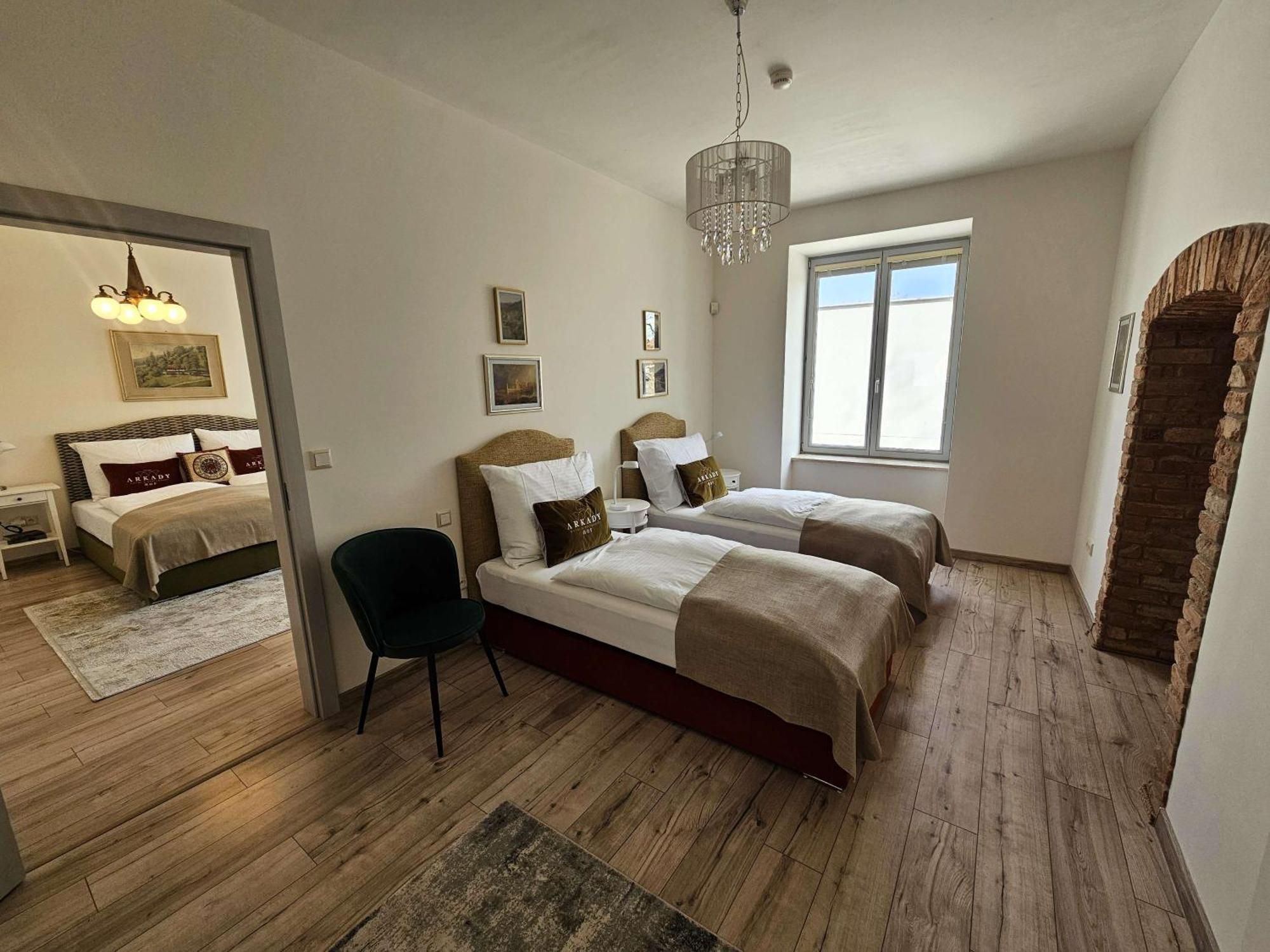 Arkady Hof Hotel Stupava Oda fotoğraf